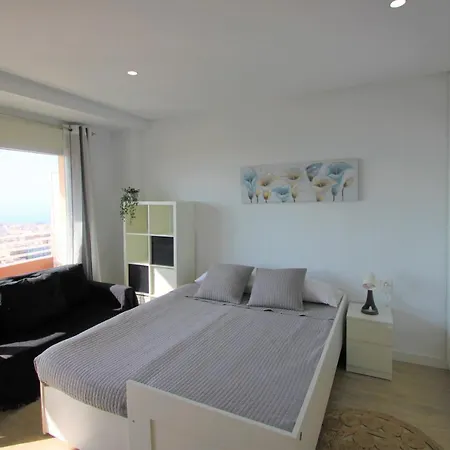 Estudio Casaturis En Planta 18 En Pleno Centro De A106 Alicante